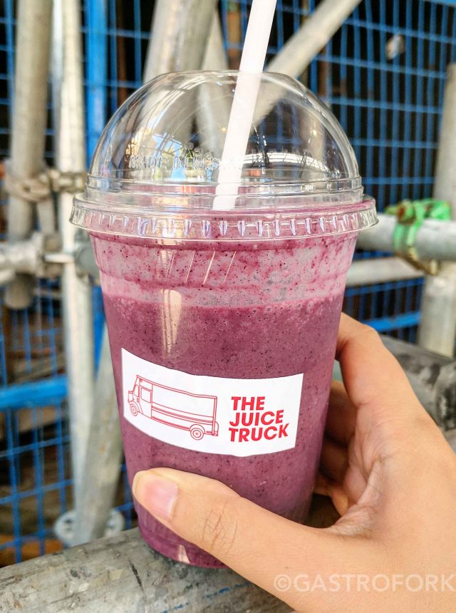 the juice truck cafe blueberry matcha