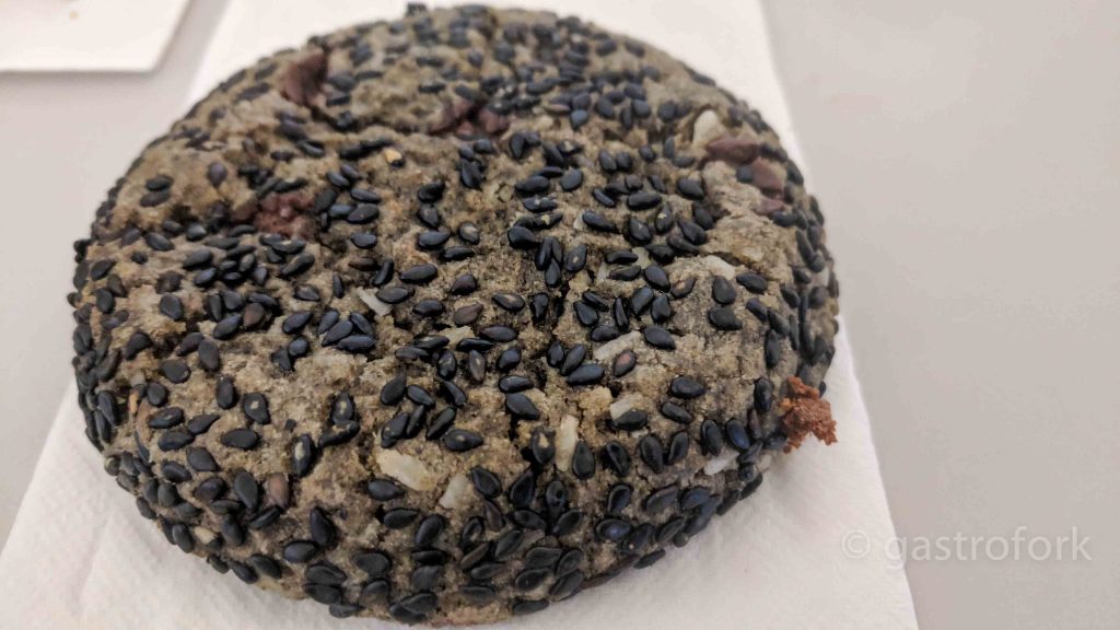 ca phe vancouver chinatown house black sesame cookie